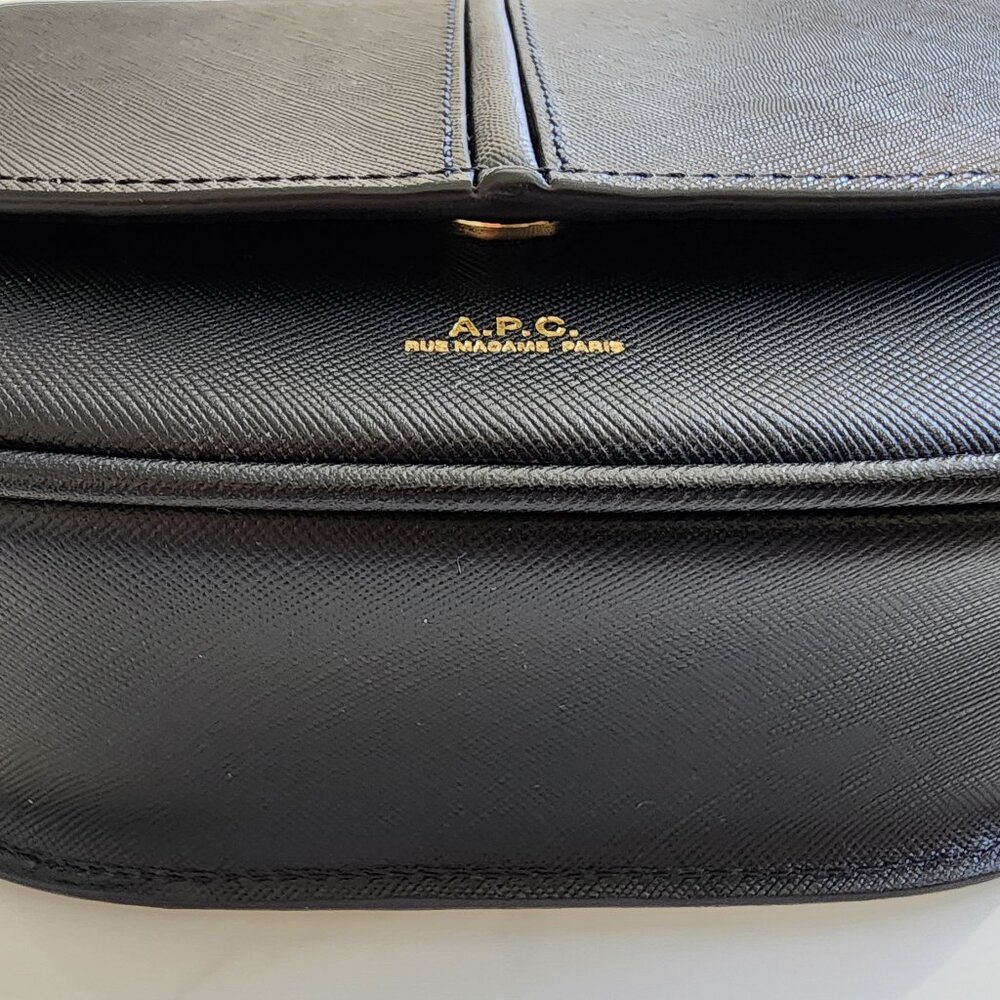 BNWT – Slightly Imperfect [ A.P.C. Betty Sac Bag ]  (#34) - Picture 10 of 12